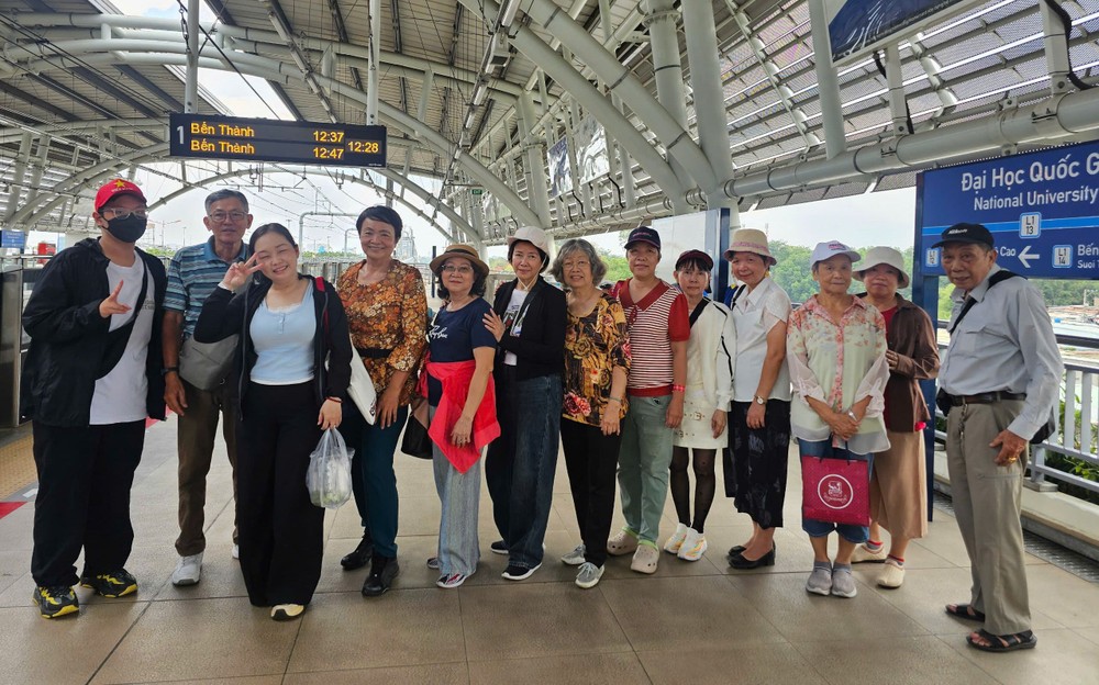 华人艺人举办实地创作