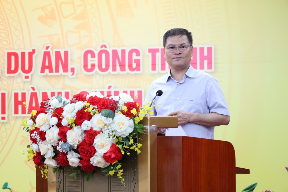 财政部副部长裴文庆在会议致开幕词。