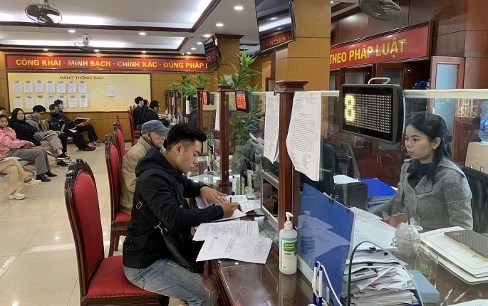 一站式、联通一站式机制的行政手续办理自今年7月1日起生效。(示意图:芳草)