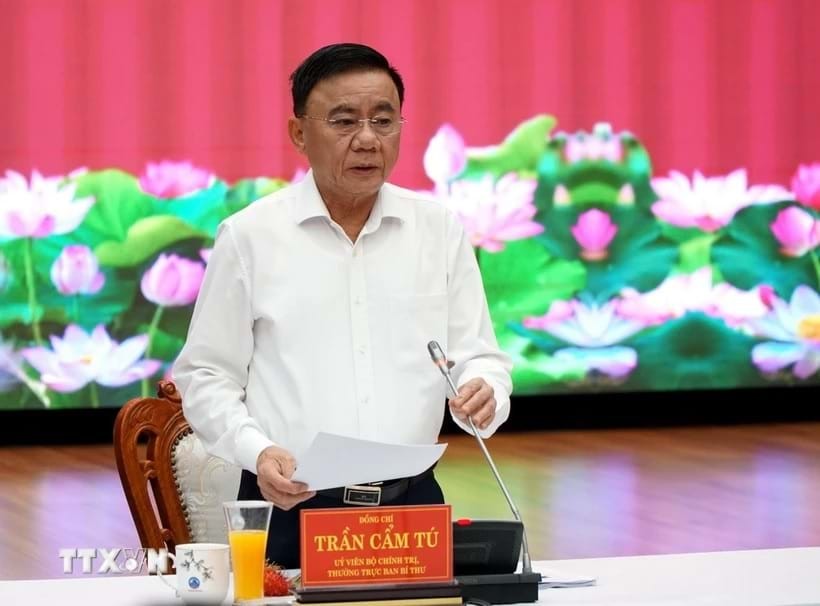 党中央政治局委员、党中央书记处常务书记陈锦秀。（图：越通社）