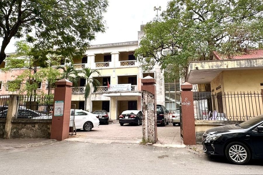 财政部要求各部、部门对剩余办事处和公共用地应于6月20日前办理完毕，为行政单位重组后服务。（示意图：互联网）