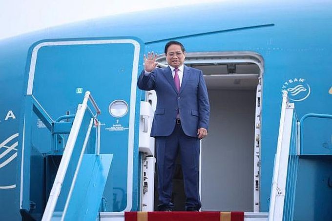 范明政总理启程赴中国天津出席第十六届新领军者年会。（图：VGP）