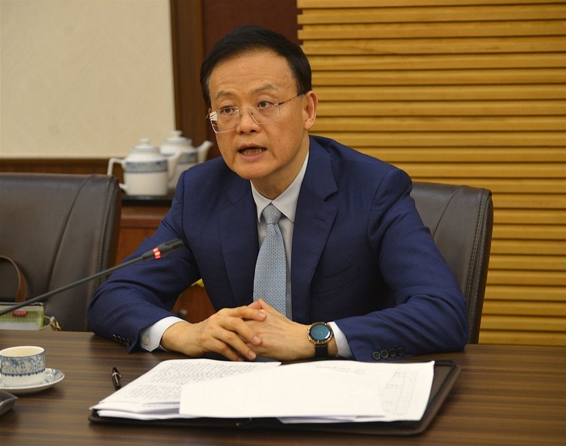 广西壮族自治区外事办主任、中国广西壮族自治区人民对外友好协会会长魏然.。(图:胡志明博物馆)
