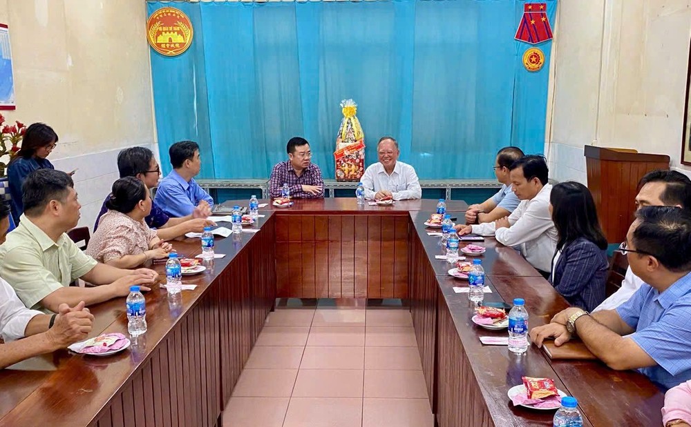 温馨的交流会。 TT4.jpg