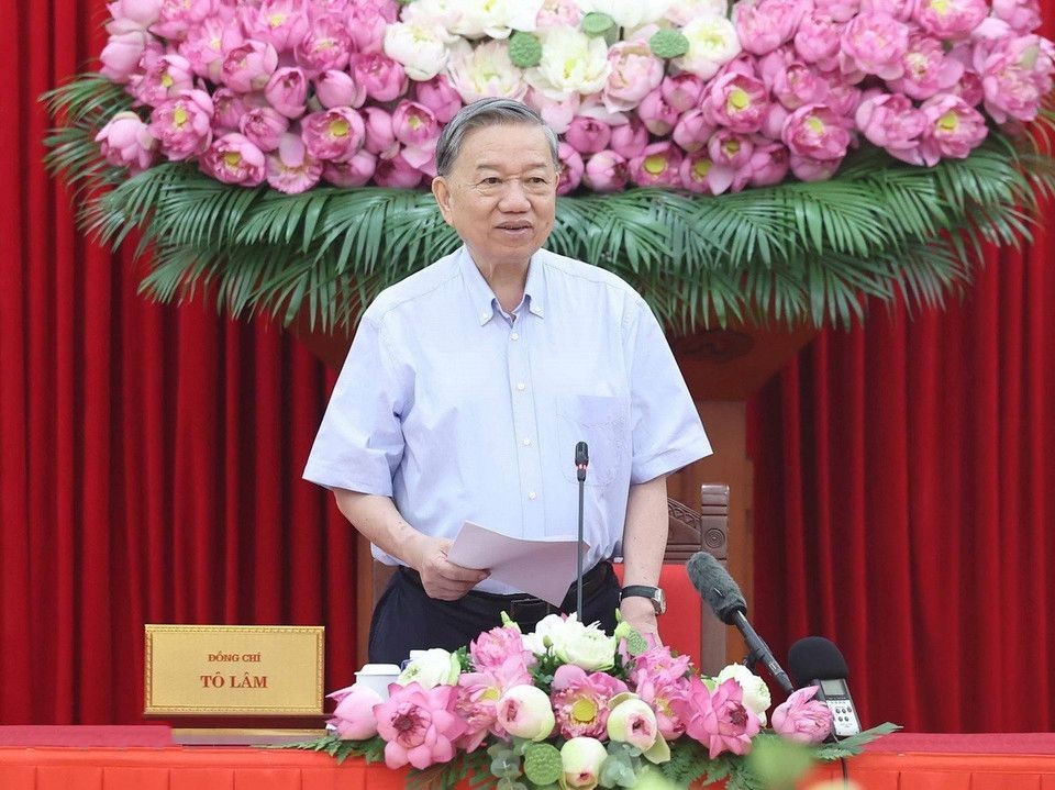 党中央总书记苏林会上致辞。（图：越通社）