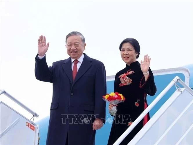 党中央总书记苏林和夫人圆满结束对芬兰的正式访问。（图：越通社）