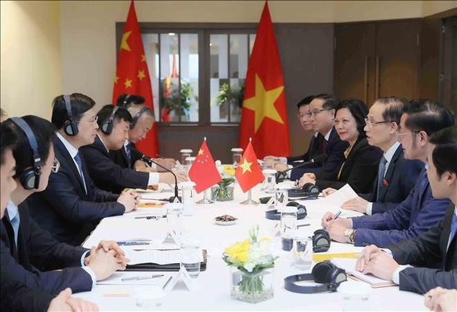 会谈现场。(图:越通社)