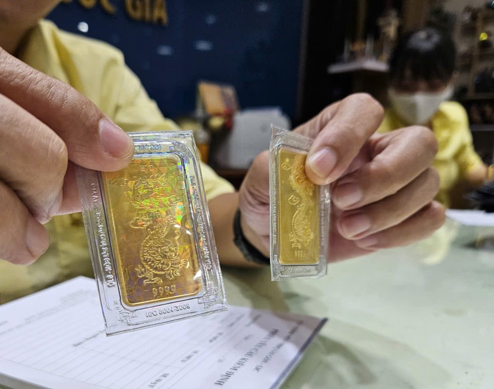 12月14日黄金价格骤增。