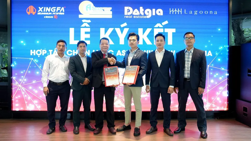 AseanWindow hợp tác chiến lược cùng Đạt Gia