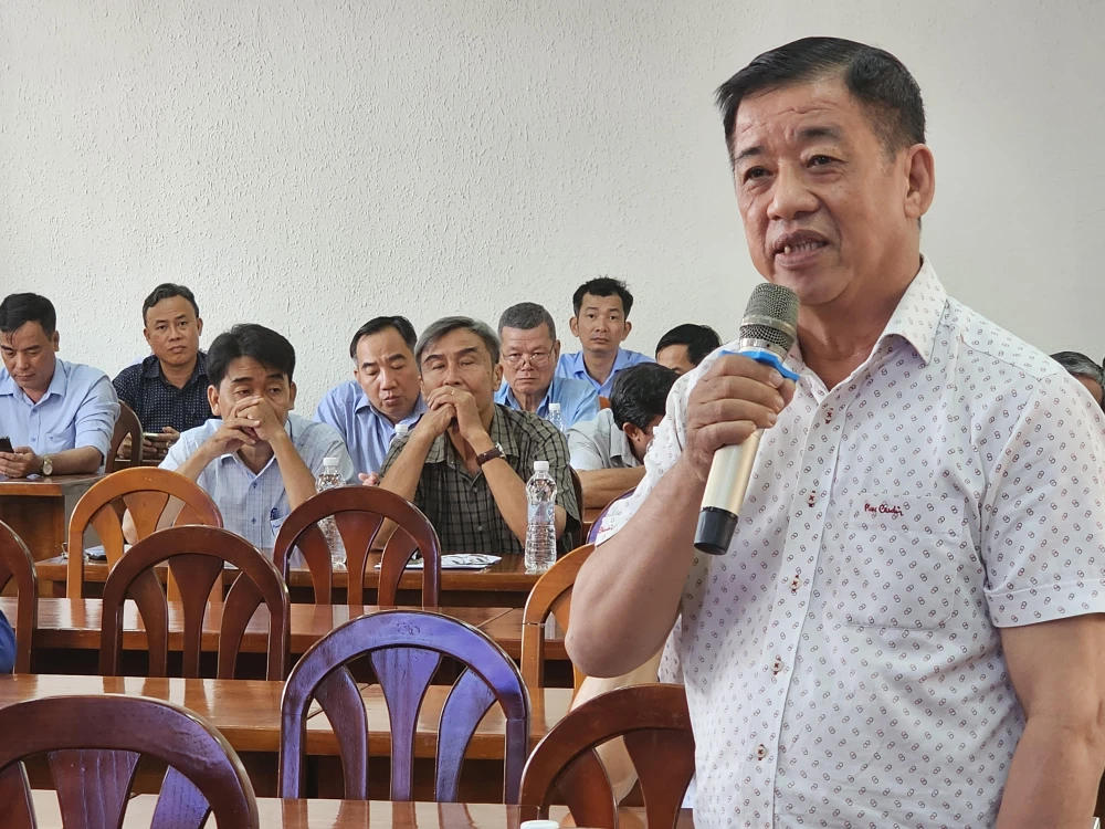 Ông Nguyễn Hữu Quế phát biểu mr-ng-huu-que-2444.jpg