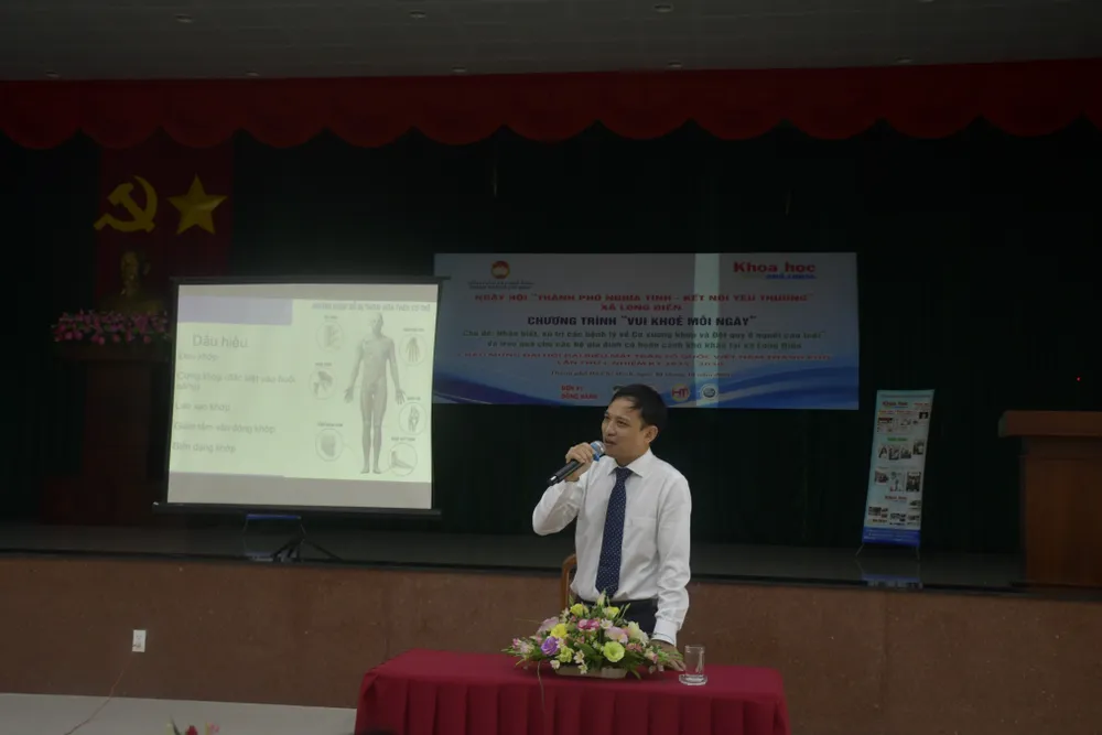 BS-CKII Nguyễn Sỹ Lập, Trưởng khoa Điều trị, Bệnh viện Quốc tế Chấn thương chỉnh hình Sài Gòn phổ biến chuyên đề "Nhận biết, xử trí các bệnh lý về cơ xương khớp" CAO TUÔI 2.JPG