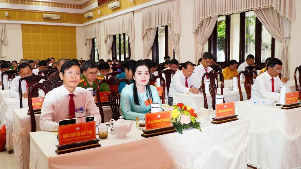 Các đại biểu tham dự đại hội đại biểu ng.jpg
