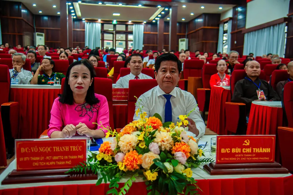 Các đại biểu tham dự đại hội PHÚ MỸ 2.jpg