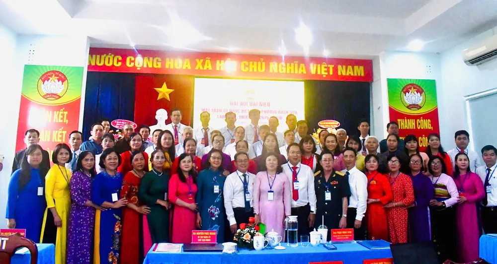 Ủy ban MTTQ Việt Nam phường Rạch Dừa khóa I, nhiệm kỳ 2025 - 2030, chính thức ra mắt