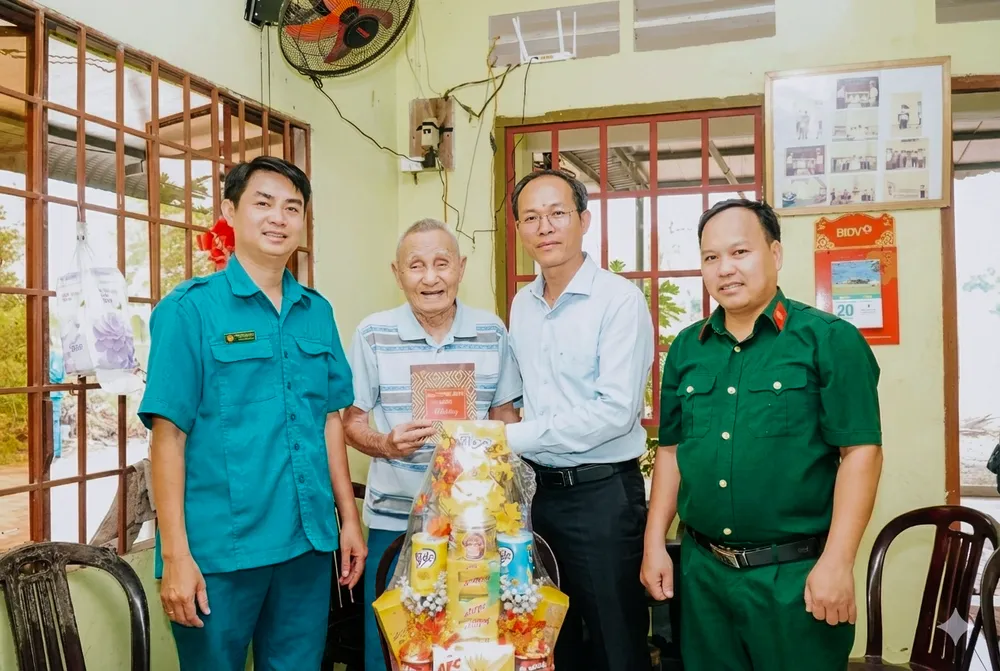 Châu pha thăm 4.jpg