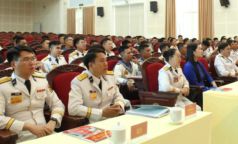 Các đại biểu dự đại hội 2-5499-6929.jpg