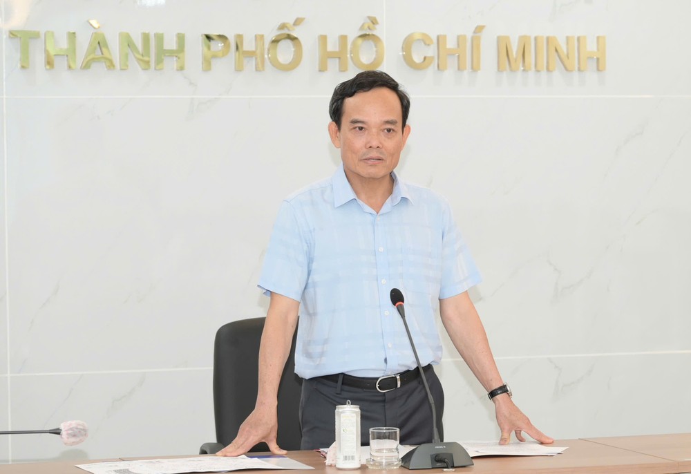 胡志明市市委书记陈留光。