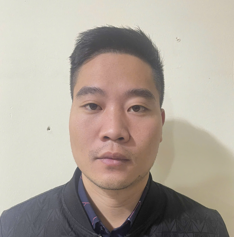 图: 刘德卿在公安机关。