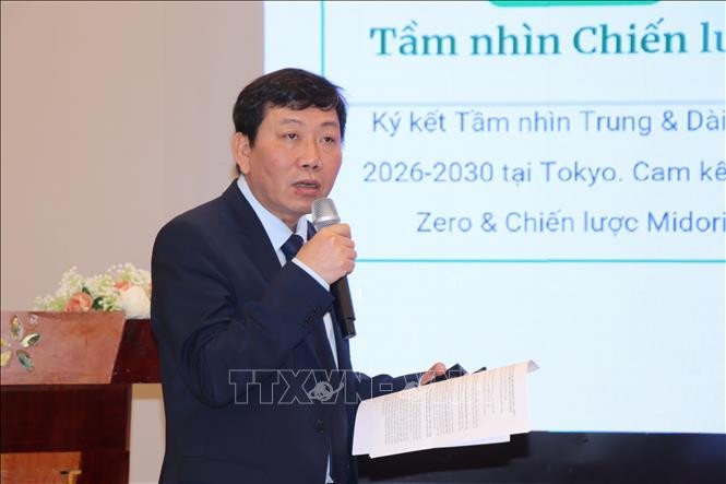 越南农业与环境部所属国际合作司司长阮杜英俊发表讲话。