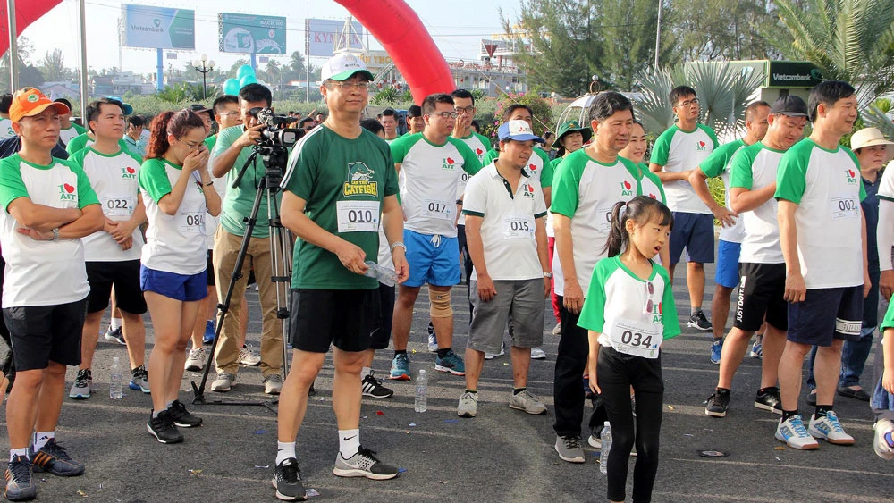 Chương trình thu hút gần 200 thành viên tham gia. Ảnh: TUẤN QUANG