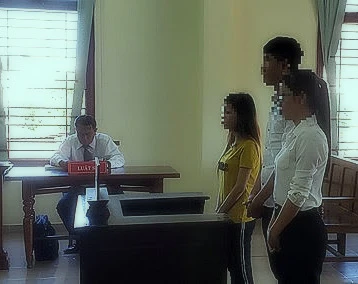 Xét xử nhóm sinh viên mua bán chứng chỉ giả ảnh 1 Xét xử nhóm sinh viên mua bán chứng chỉ giả ảnh 1