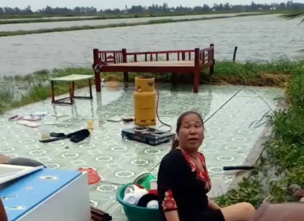 Bão số 2 khiến hàng trăm căn nhà tại ĐBSCL hư hỏng ảnh 2 Bão số 2 khiến hàng trăm căn nhà tại ĐBSCL hư hỏng ảnh 2