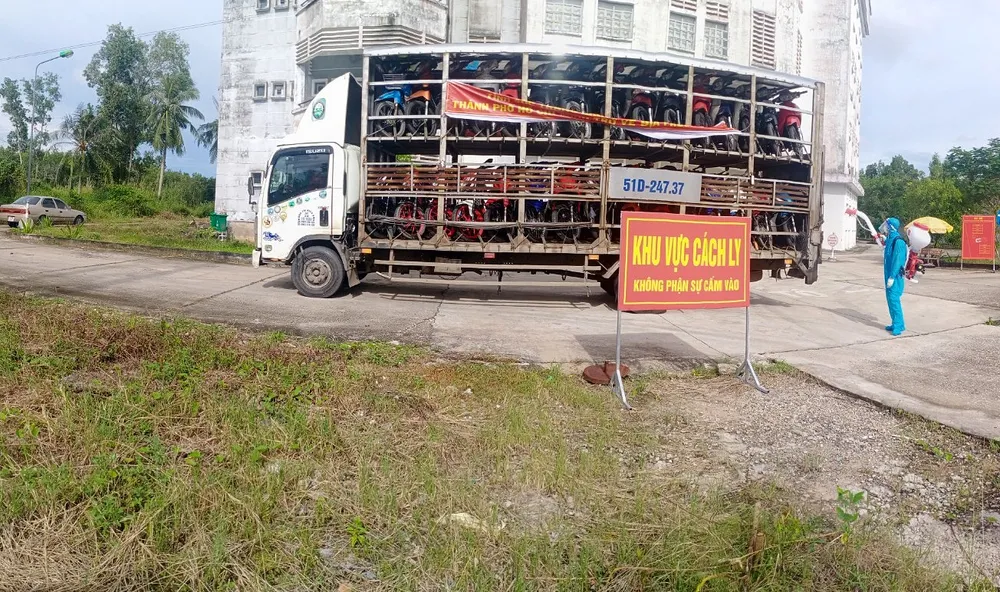 Sóc Trăng, Quảng Ngãi đón người dân từ TPHCM về quê ảnh 3 Sóc Trăng, Quảng Ngãi đón người dân từ TPHCM về quê ảnh 3