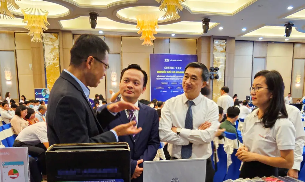 Các đại biểu thảo luận tại hội thảo