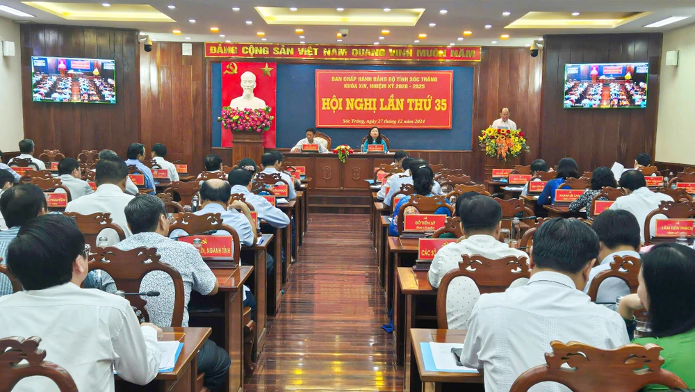 Quang cảnh hội nghị 181f34efbd10004e5901.jpg