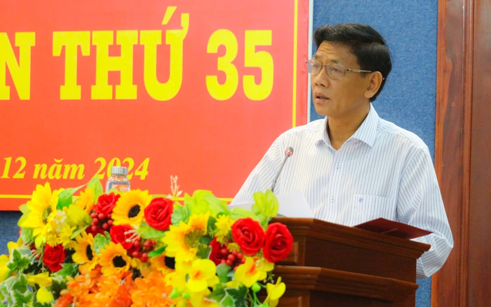 Bí thư Tỉnh ủy Sóc Trăng Lâm Văn Mẫn phát biểu tại hội nghị 602665e9ac1611484807.jpg