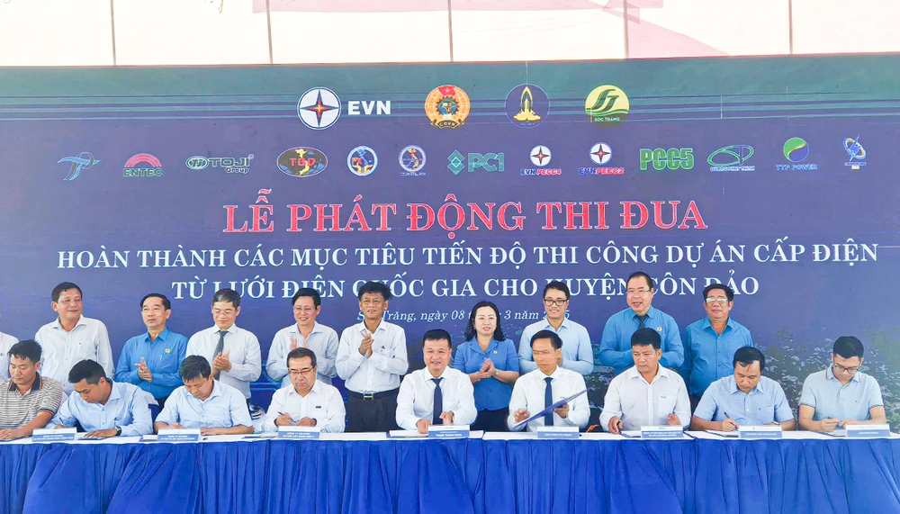 Các đơn vị quản lý, nhà thầu ký cam kết hoàn thành dự án đúng tiến độ, đảm bảo chất lượng, an toàn và hiệu quả e91f81f391df208179ce.jpg