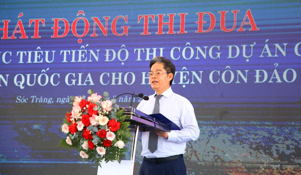 Ông Nguyễn Tài Anh, Phó Tổng Giám đốc Tập Đoàn EVN phát biểu tại lễ phát động IMG_0445.jpg