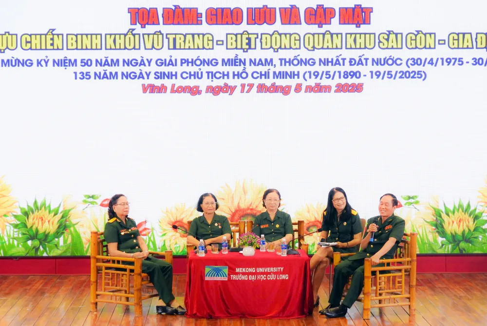 Các cựu chiến binh biệt động Sài Gòn - Gia Định tại buổi giao lưu 5 Đại biểu tham gia giao lưu..jpg