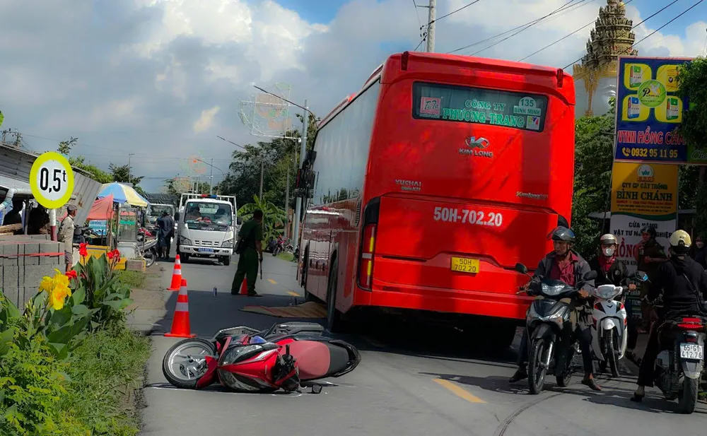 Hiện trường vụ tai nạn giao thông 79872ba12c9399cdc082.jpg
