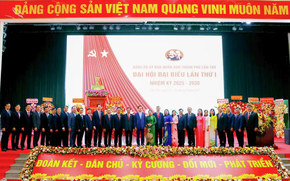 Ban Chấp hành Đảng bộ UBND TP Cần Thơ, nhiệm kỳ 2025-2030 84bf8f030a2f8271db3e.jpg