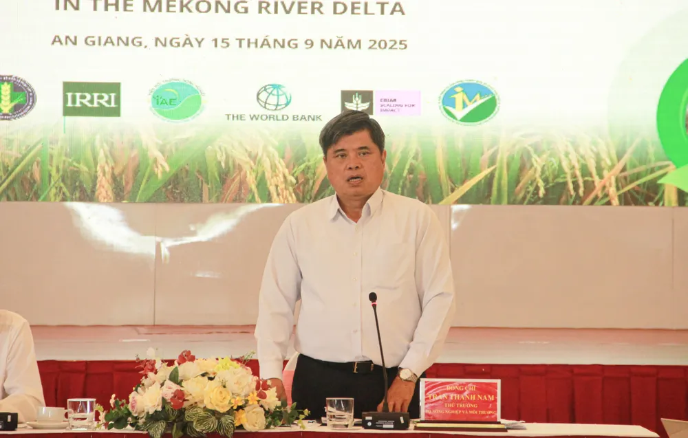 Thứ trưởng Bộ NN-MT Trần Thanh Nam phát biểu tại hội nghị IMG_2940.jpg