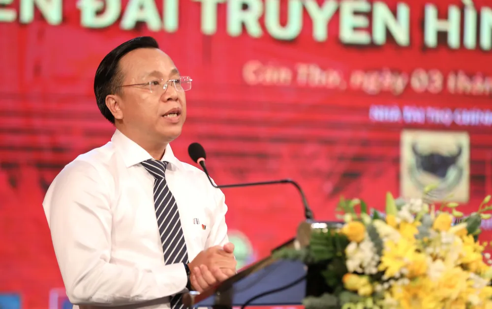 Nhà báo Võ Ngọc Văn Quân, Giám đốc VTV Cần Thơ phát biểu tại hội nghị CUA_0156.jpg