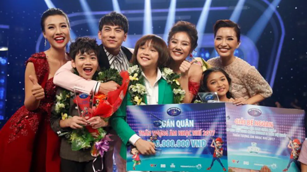 Khoảnh khắc đăng quang của Thiên Khôi