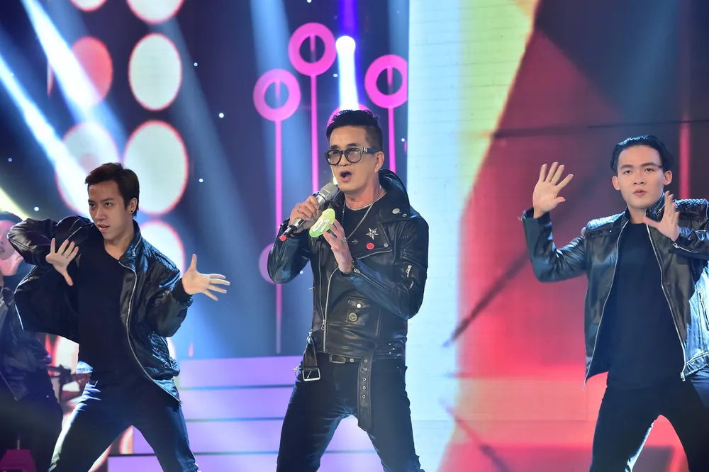 “Hotboy U60” đăng quang Tiếng hát mãi xanh ảnh 7