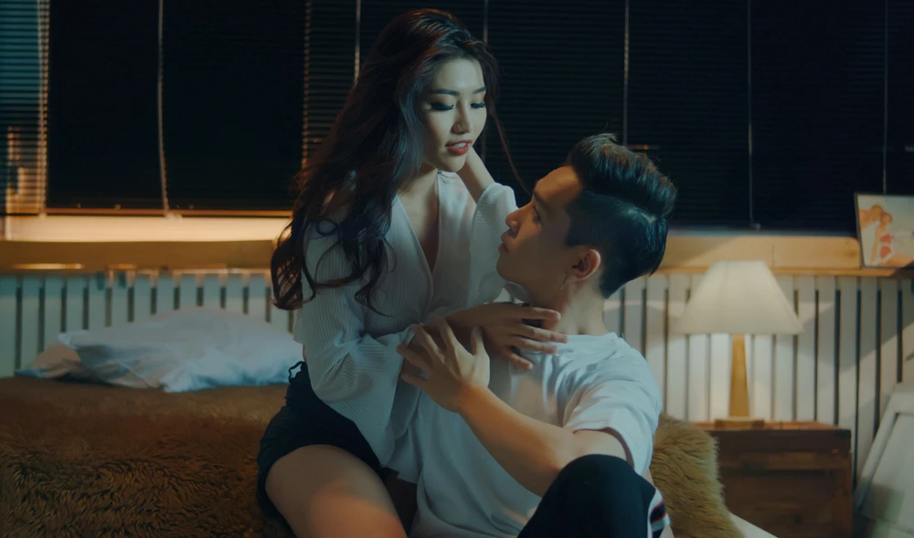 Bạch Công Khanh tự bỏ hơn nửa tỷ đồng làm MV ảnh 2 Bạch Công Khanh tự bỏ hơn nửa tỷ đồng làm MV ảnh 2