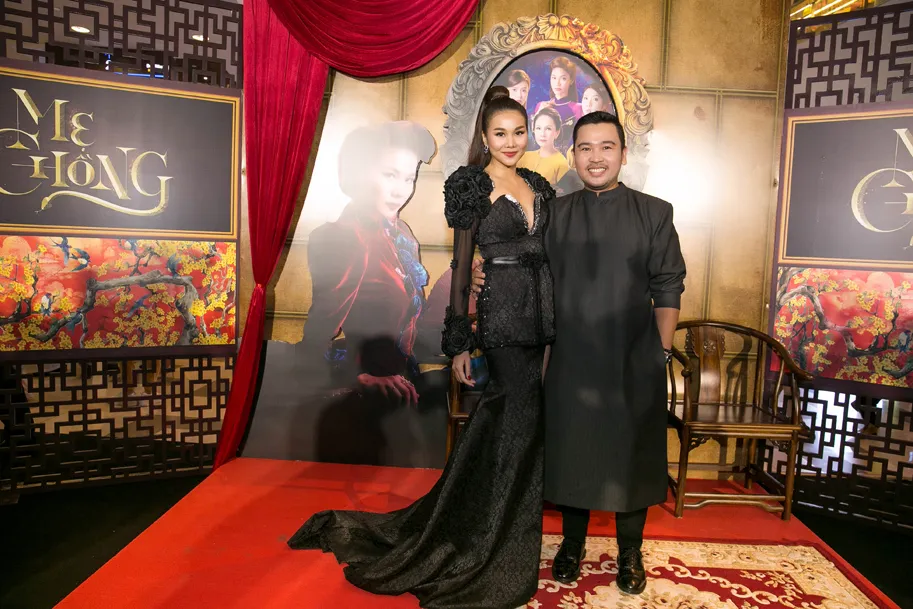 Sao Việt nô nức khoe váy áo ra mắt phim Mẹ chồng  ảnh 2 Sao Việt nô nức khoe váy áo ra mắt phim Mẹ chồng  ảnh 2