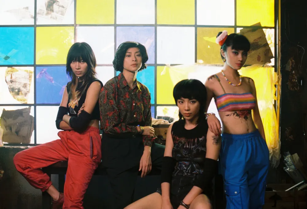 Rima Thanh Vy mang đến màu sắc khác so với dàn diễn viên nữ trong phim