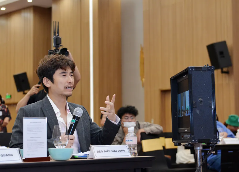 Đạo diễn Mai Long kĩ tính trong quá trình casting Đạo diễn Mai Long kĩ tính trong quá trình casting