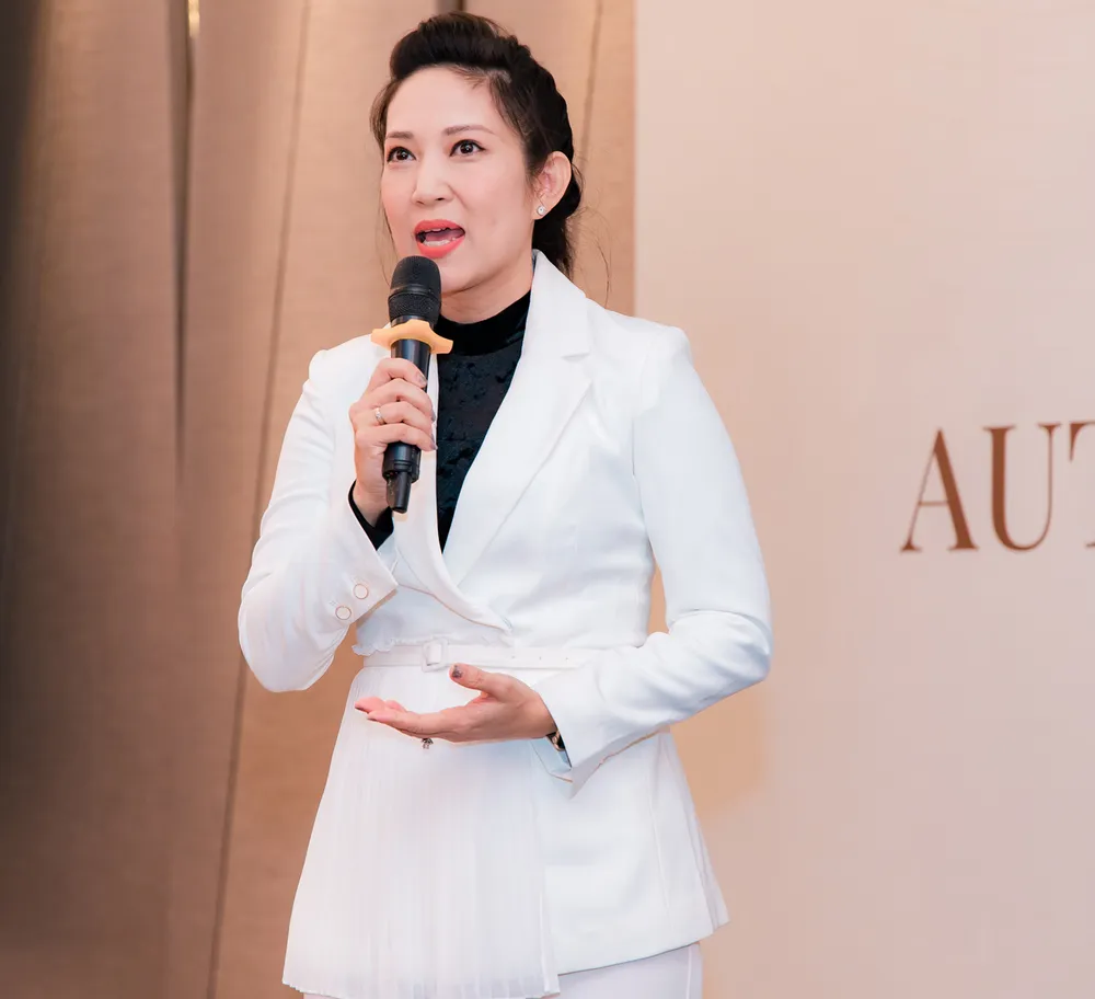 NSƯT Nguyễn Thị Thanh Thúy phát biểu tại sự kiện bế mạc Gặp gỡ mùa thu 2023