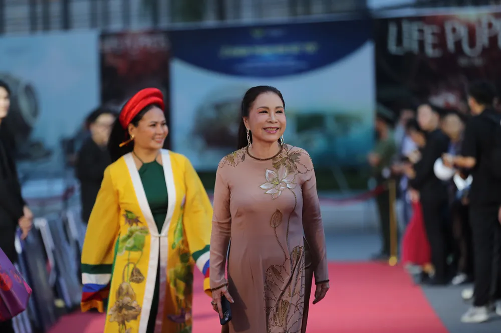 NSND Kim Xuân NSND Kim Xuân