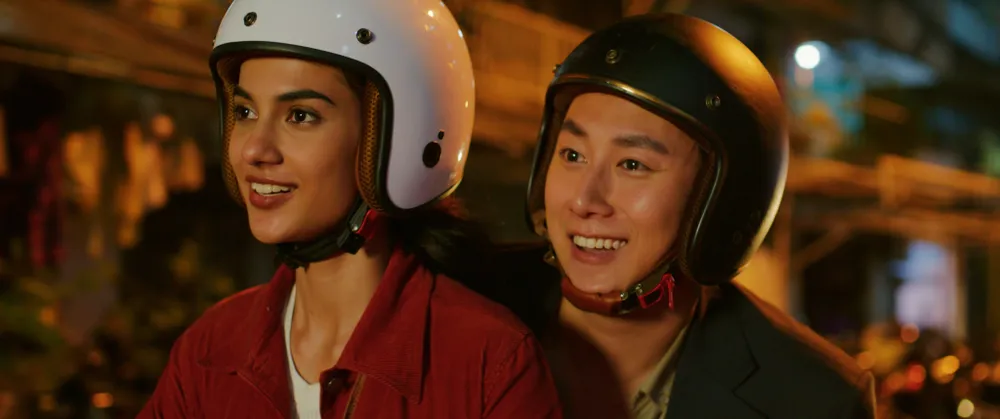 Rocker Nguyễn và Emma Lê là hai nhân vật chính trong câu chuyện thứ 2 của phim Rocker Nguyễn và Emma Lê là hai nhân vật chính trong câu chuyện thứ 2 của phim