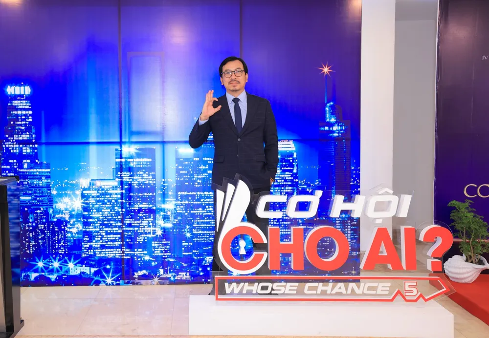 MC Đinh Tiến Dũng đảm nhận vai trò dẫn dắt chương trình