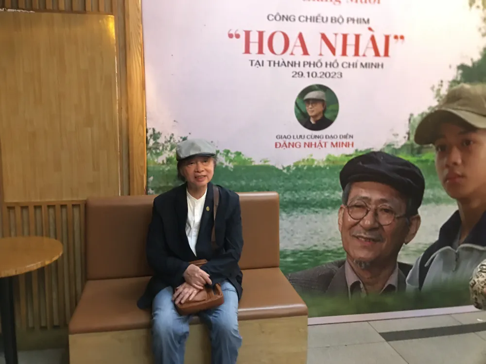 Đạo diễn Đặng Nhật Minh có mặt tại buổi công chiếu bộ phim Hoa nhài tại TPHCM Đạo diễn Đặng Nhật Minh có mặt tại buổi công chiếu bộ phim Hoa nhài tại TPHCM