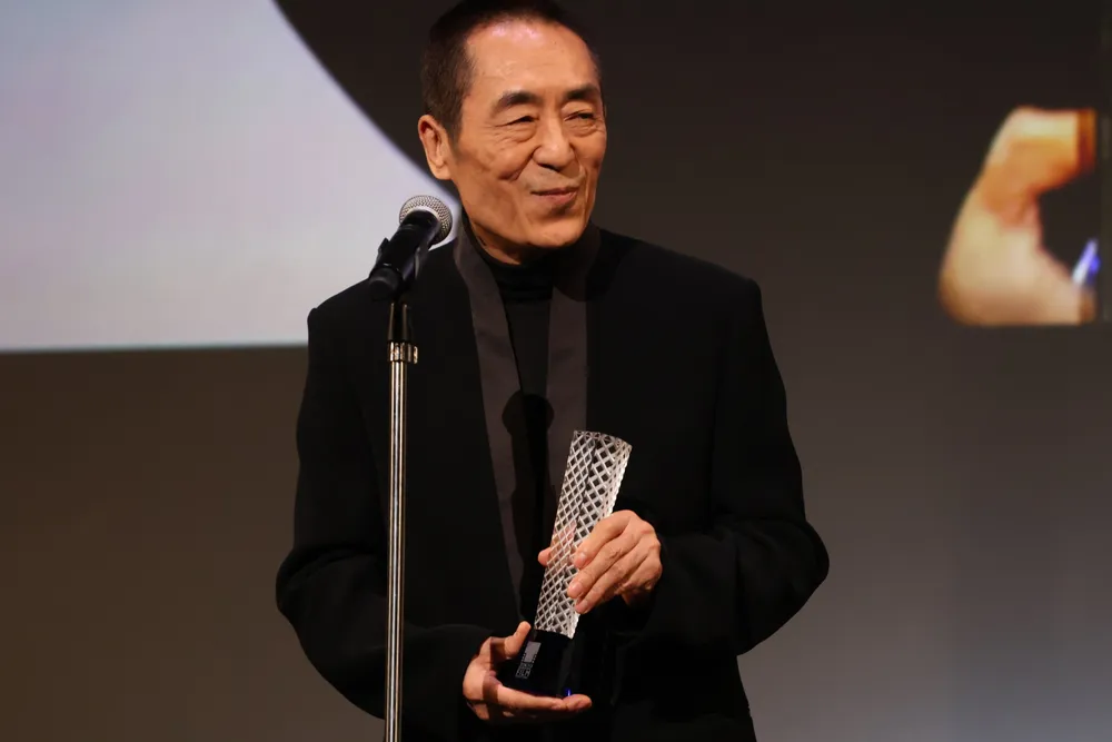 Trương Nghệ Mưu nhận giải thưởng danh dự Thành tựu trọn đời tại LHP Tokyo 2023. Ảnh: TRUNG NGHĨA Trương Nghệ Mưu nhận giải thưởng danh dự Thành tựu trọn đời tại LHP Tokyo 2023. Ảnh: TRUNG NGHĨA