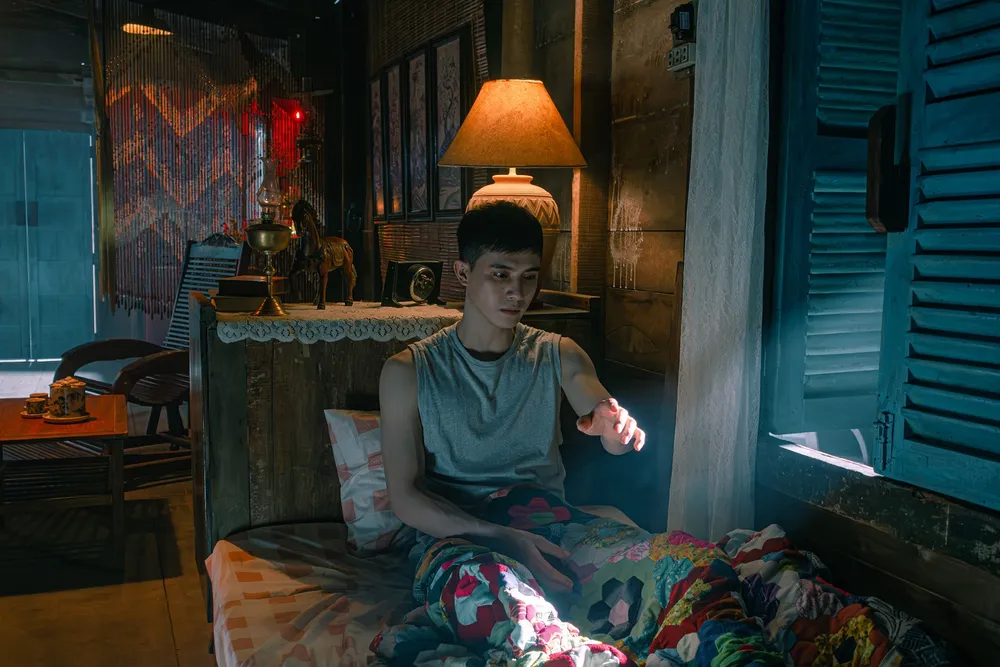 Trần Ngọc Vàng trải qua tai nạn nhớ đời trên phim trường Trần Ngọc Vàng trải qua tai nạn nhớ đời trên phim trường